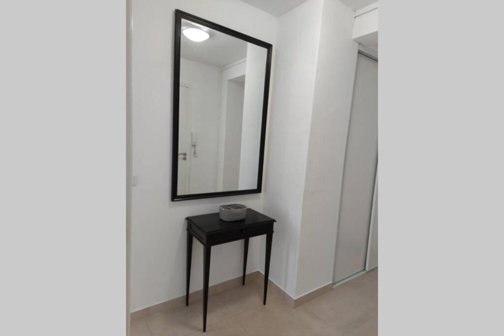 Superbe T2 Lumineux 3*** 10 Mn A Pied De La Plage Apartment Le Pradet Exterior photo